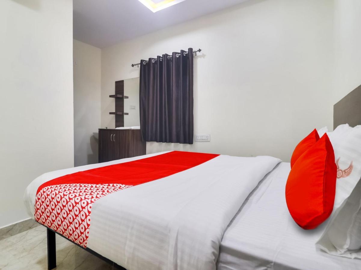 Hotel O Red Stone Hotels Hajdarábád Exteriér fotografie