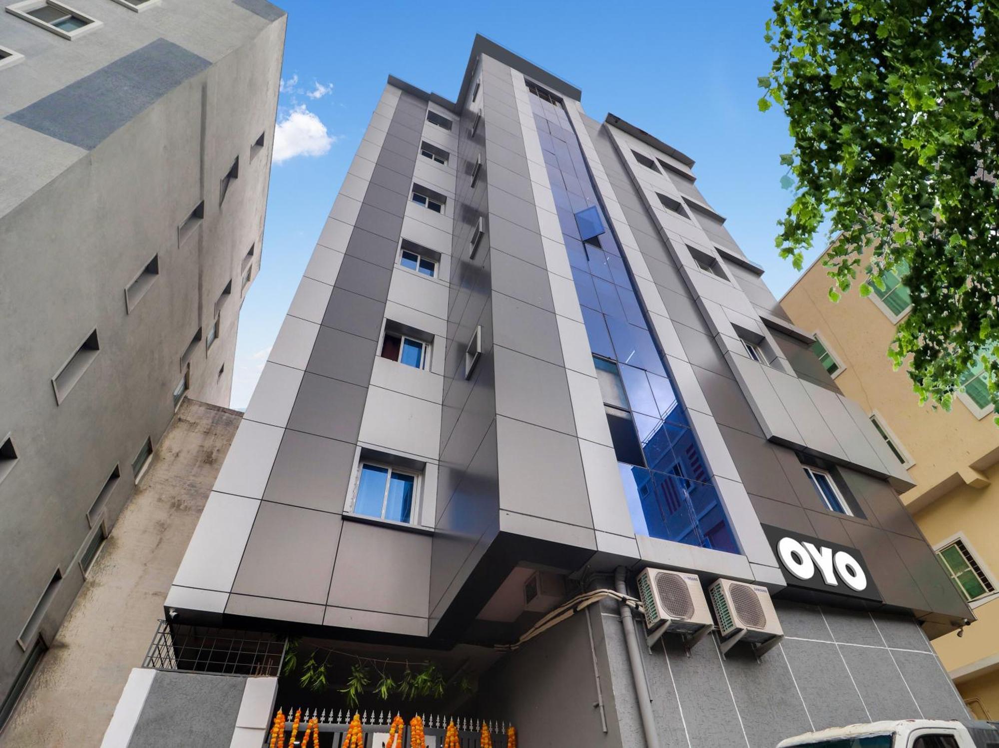 Hotel O Red Stone Hotels Hajdarábád Exteriér fotografie